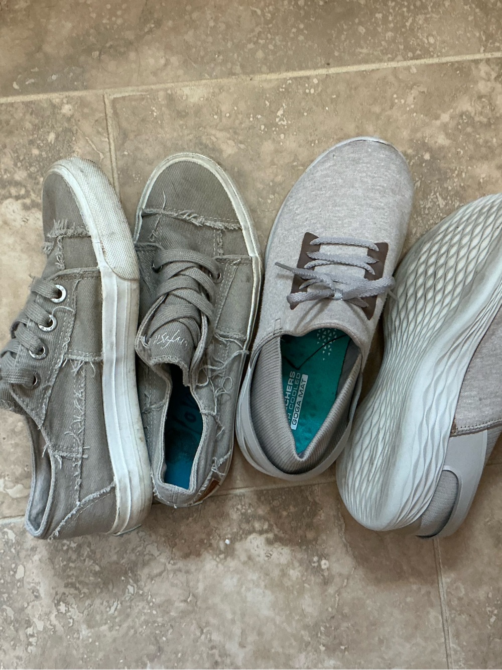 Bundle Sneakers (2 pair)